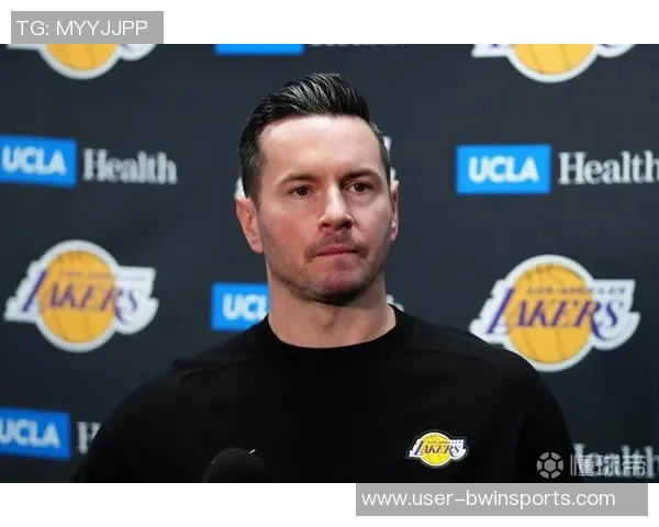 雷迪克直言队内一球员战术理解力差半场比赛仍不明白战术意图