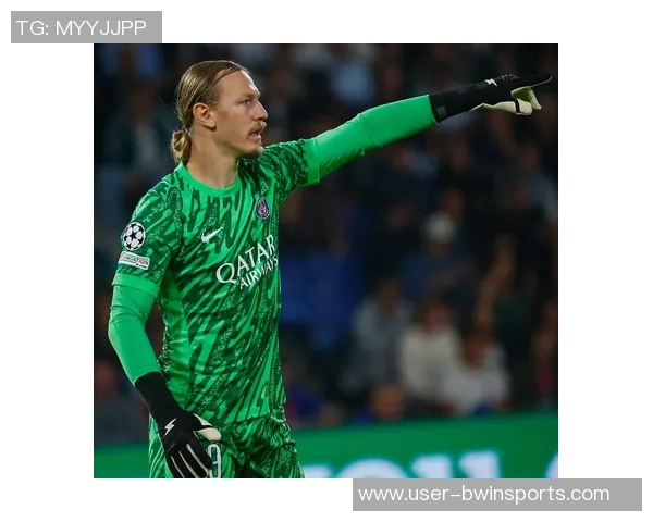 巴黎门将萨福诺夫手骨折仍勇扑四点近期将缺阵比赛