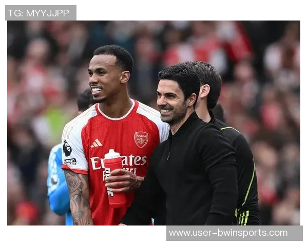 曼联高层紧急会议全力以赴留住天才青训球员加布里埃尔